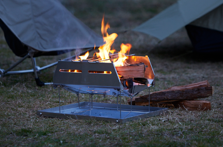 鎌倉天幕 SOLOIST HOMURA 焚き火台 鎌倉天幕】SOLOIST HOMURA – SOTO by Shinfuji Burner ONLINE STORE