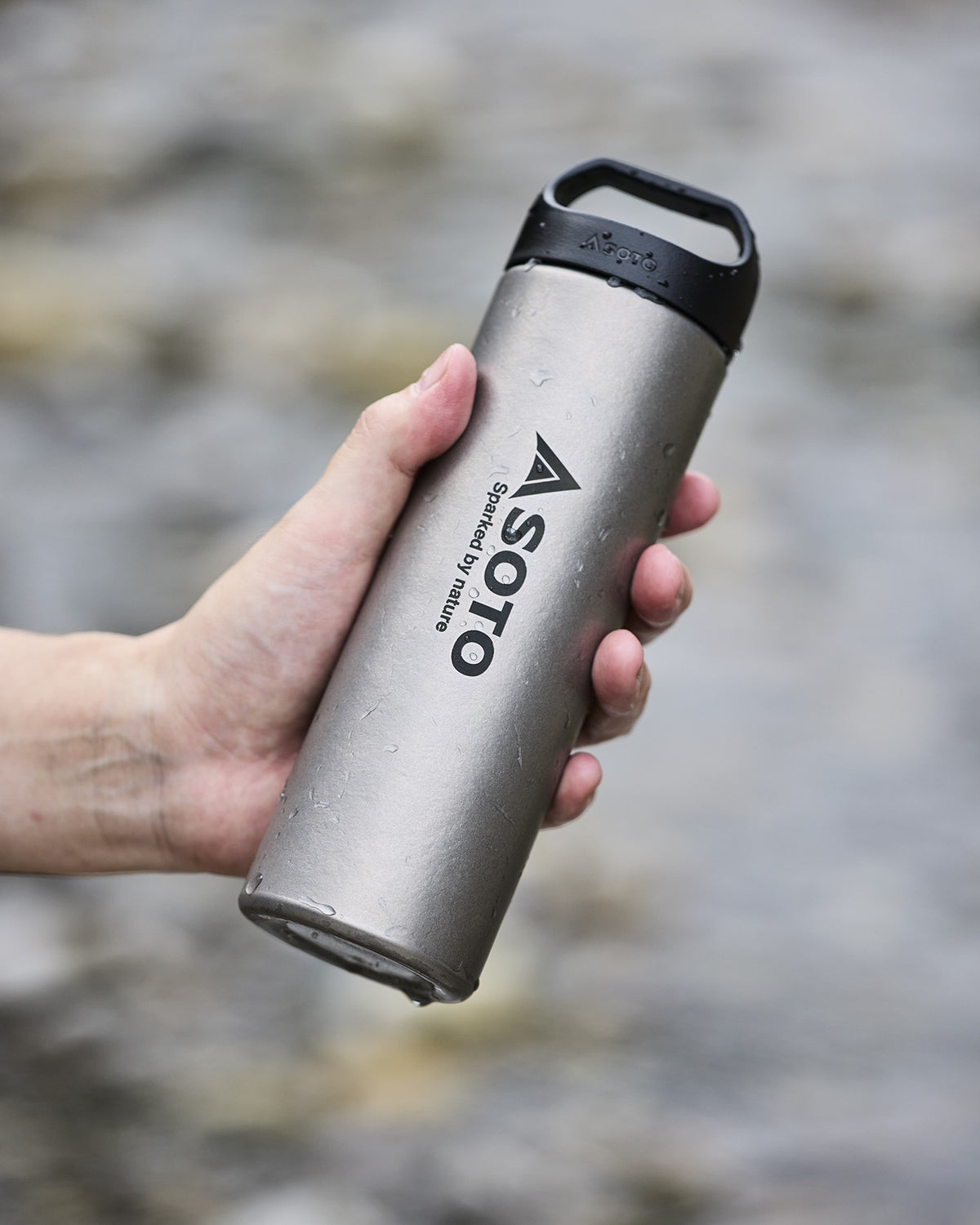 新品未使用　チタンボトル 水筒 ボトルマグ チタン製 S 500ml 軽量 スポーツボトル